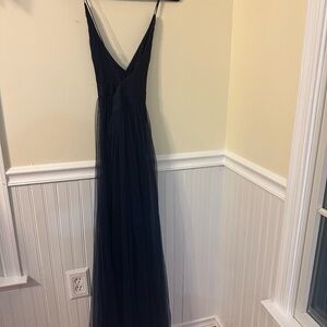 Elegant Navy Blue Evening Gown